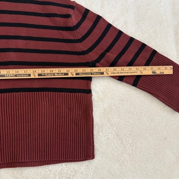 Gap 24/7 Split-Hem Stripe Turtleneck Sweater Women's M Burgandy‎ Black Chunky - Picture 3 of 9